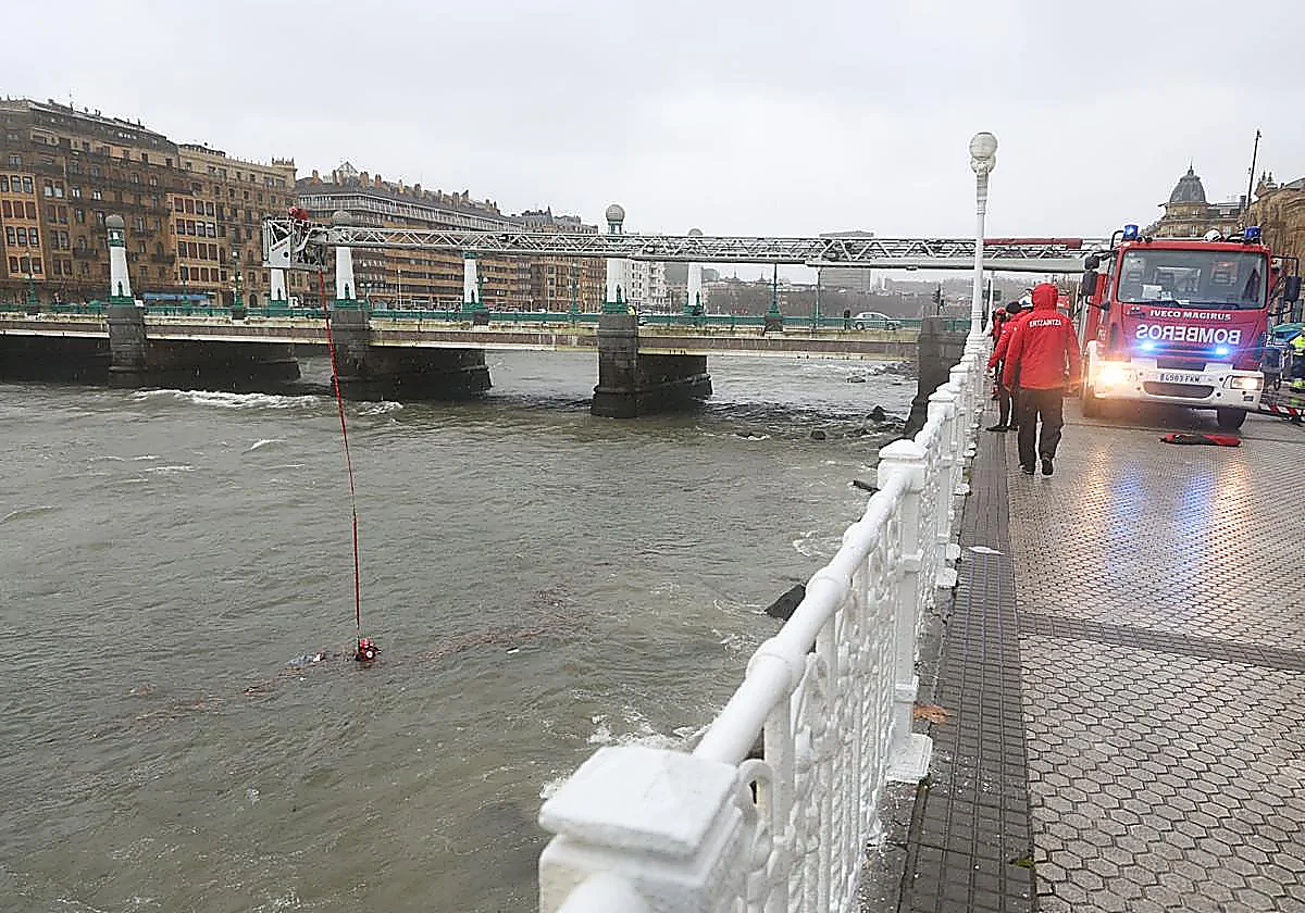 Localizan el cuerpo sin vida de una persona en el mar en Donostia