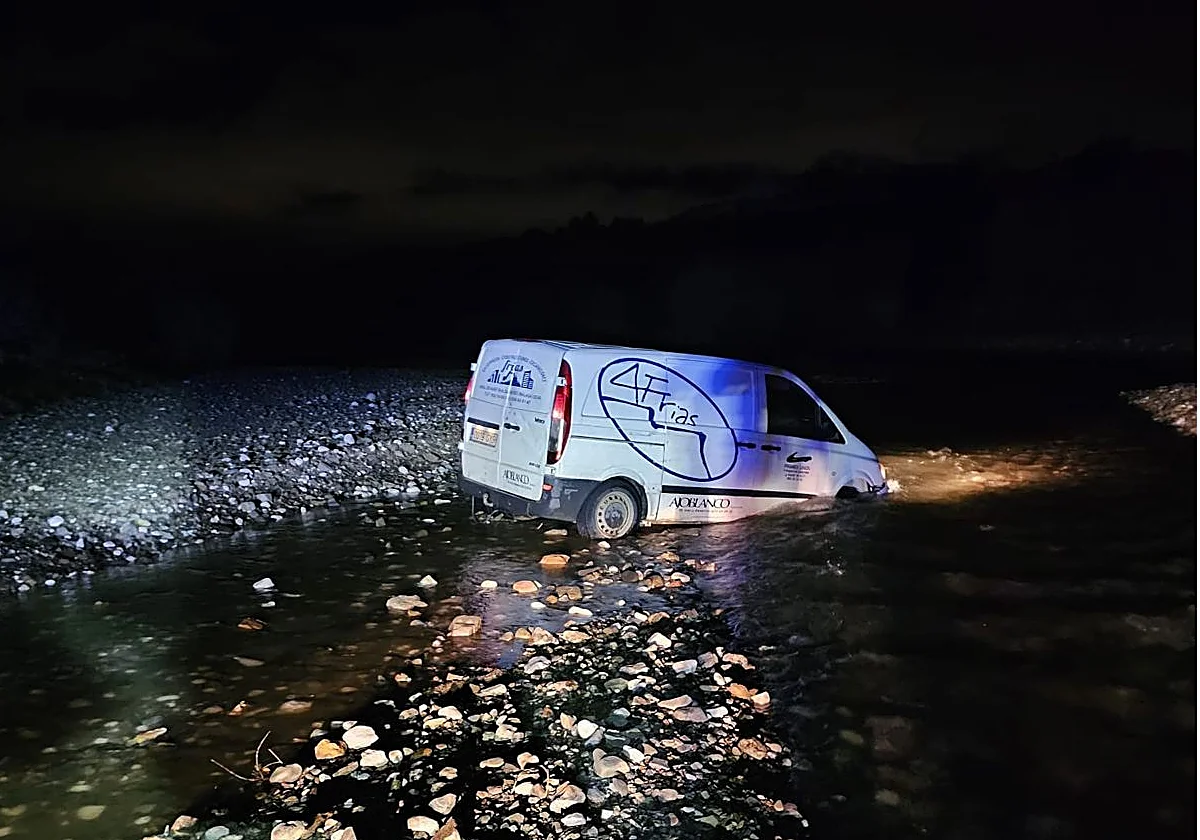 Guardia Civil investigate ‘suspicious’ van involved in nighttime pursuit in Mijas