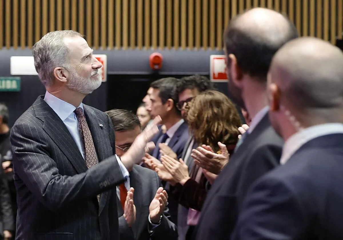 Felipe VI defiende que los venezolanos «deben ser los únicos protagonistas de su propio destino»