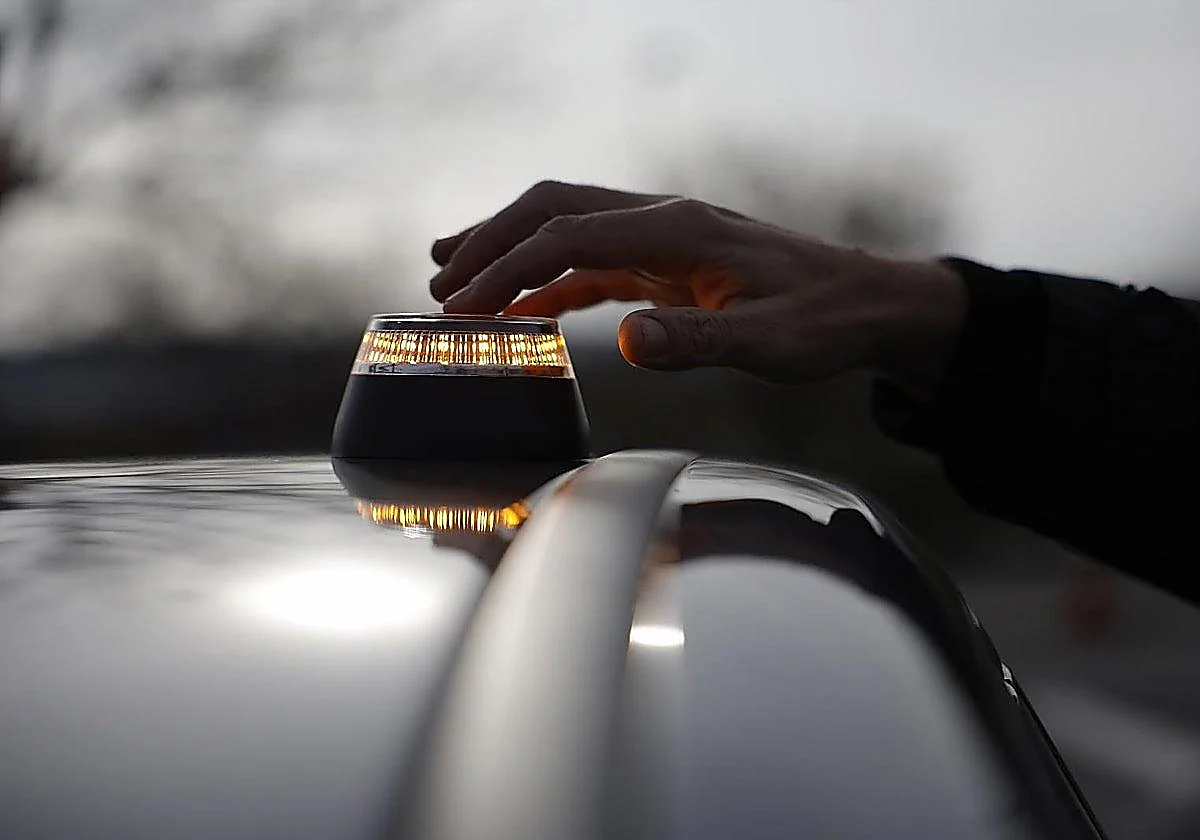 V-16 emergency beacons: there will be a 'reasonable' grace period during which no one will be fined for not carrying one