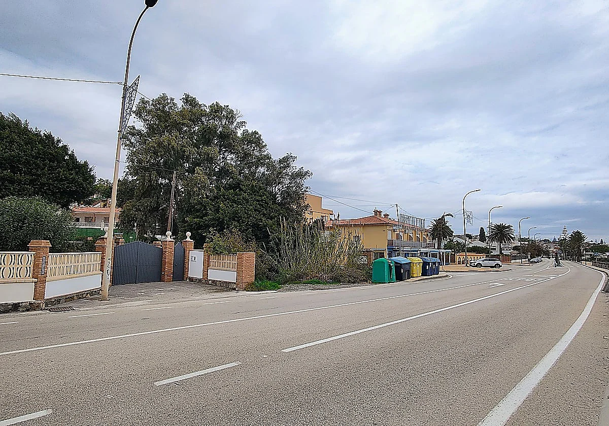 Eastern Costa del Sol town receives funding to improve coastal footpath and parking