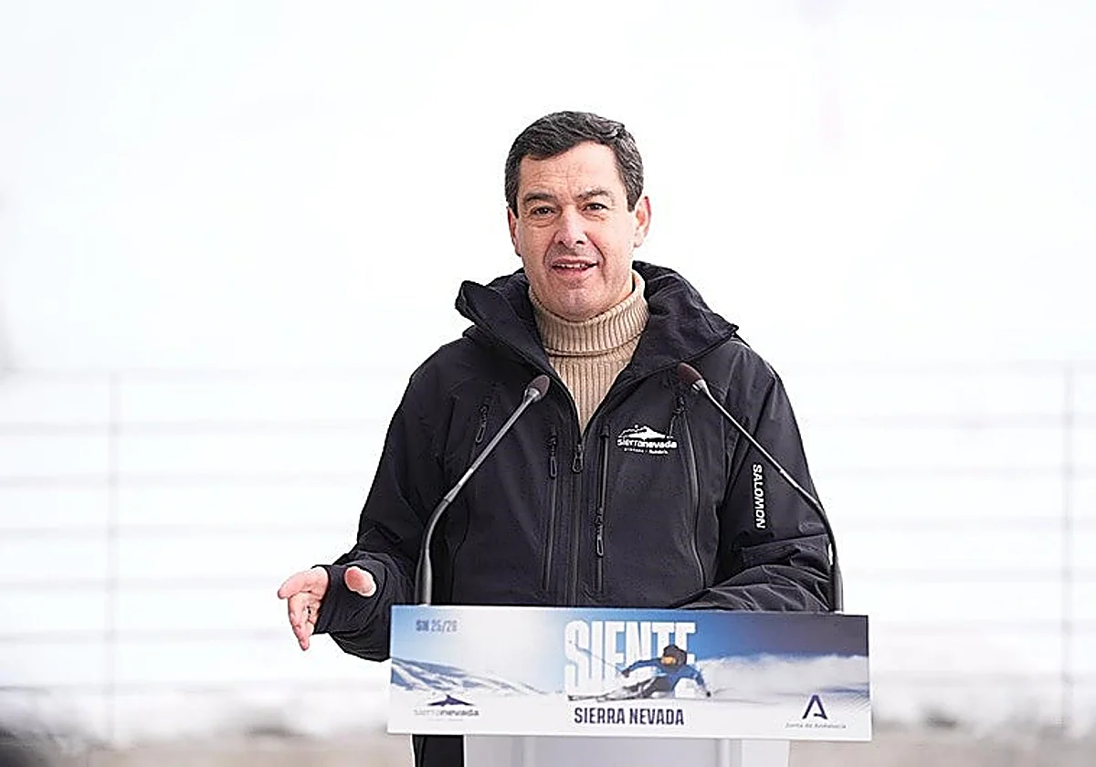 Juanma Moreno: «Soy partidario de sacar La Rosaleda del núcleo urbano»