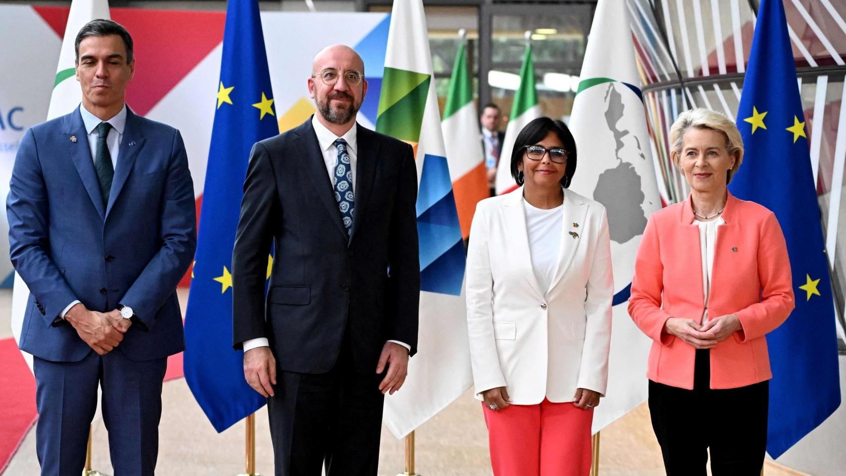 Delcy agradece a Sánchez "la valiente postura" de España al condenar la "agresión" de EEUU contra Venezuela