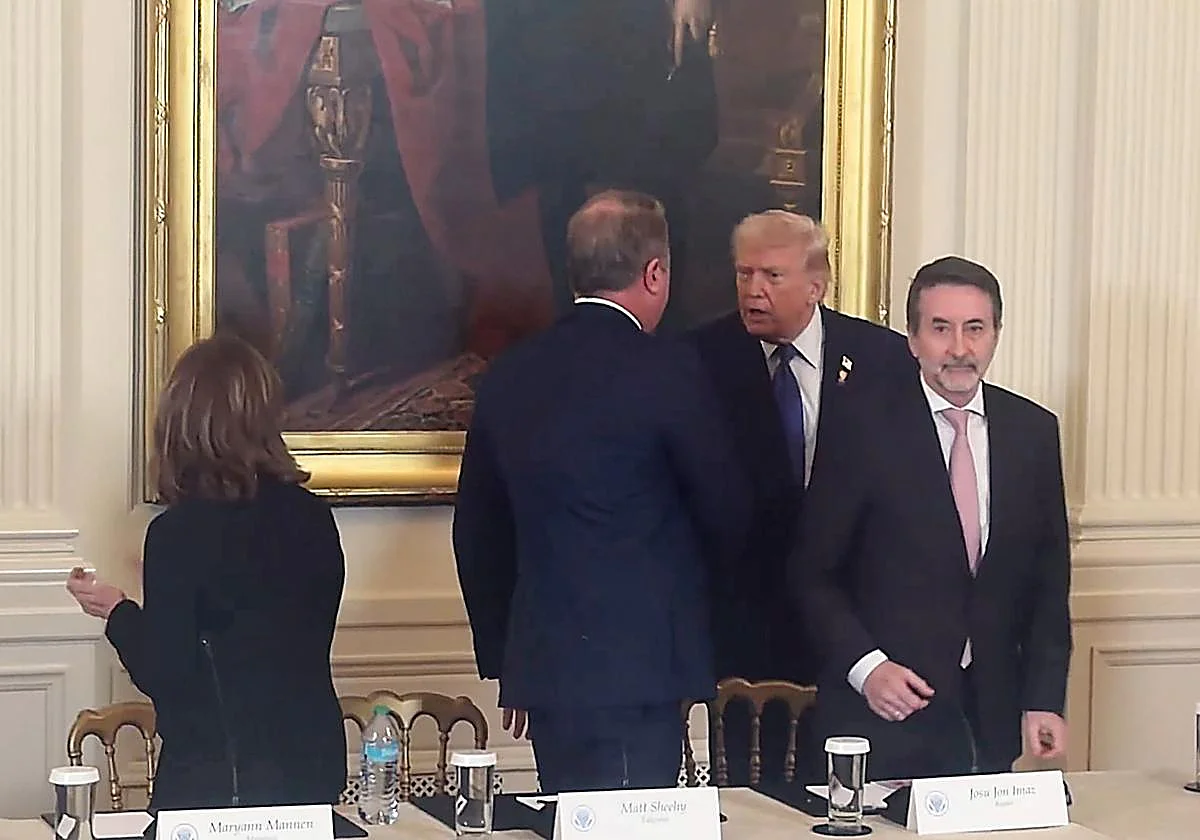 Trump pide 100.000 millones de dólares a las petroleras para trabajar en Venezuela