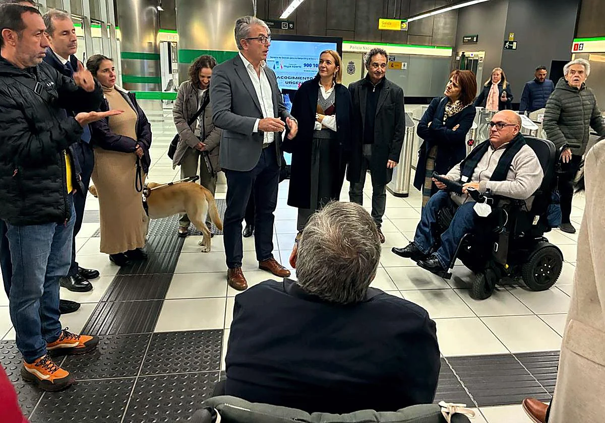 El metro de Málaga, el primero de España en incorporar la lengua de signos