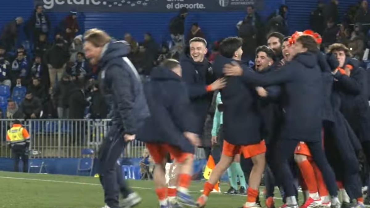 Y el especialista a balón parado por fin sonrió