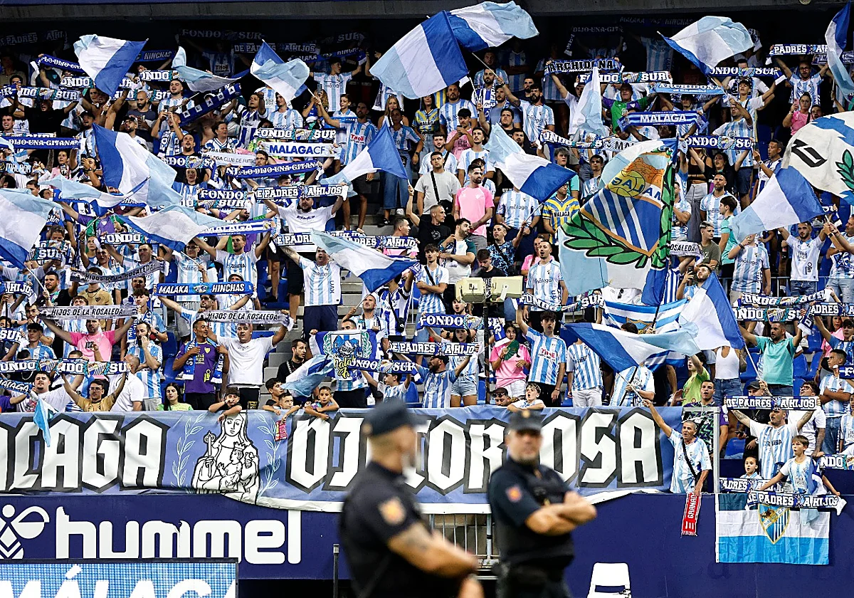 Las entradas liberadas por los abonados, las únicas disponibles para el Málaga-Ceuta