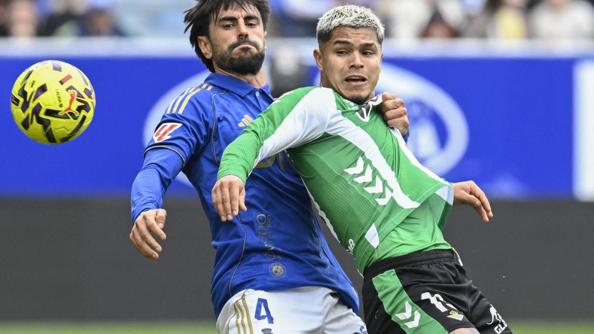 Cucho: "El partido duró 90 minutos y reaccionamos en los últimos 10, ahí está la equivocación"