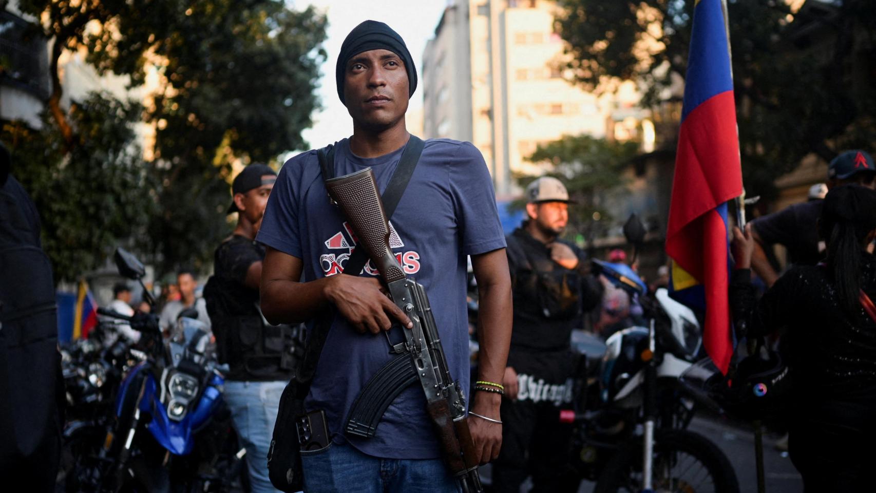 EEUU alerta de que hay milicias armadas buscando a estadounidenses en Venezuela