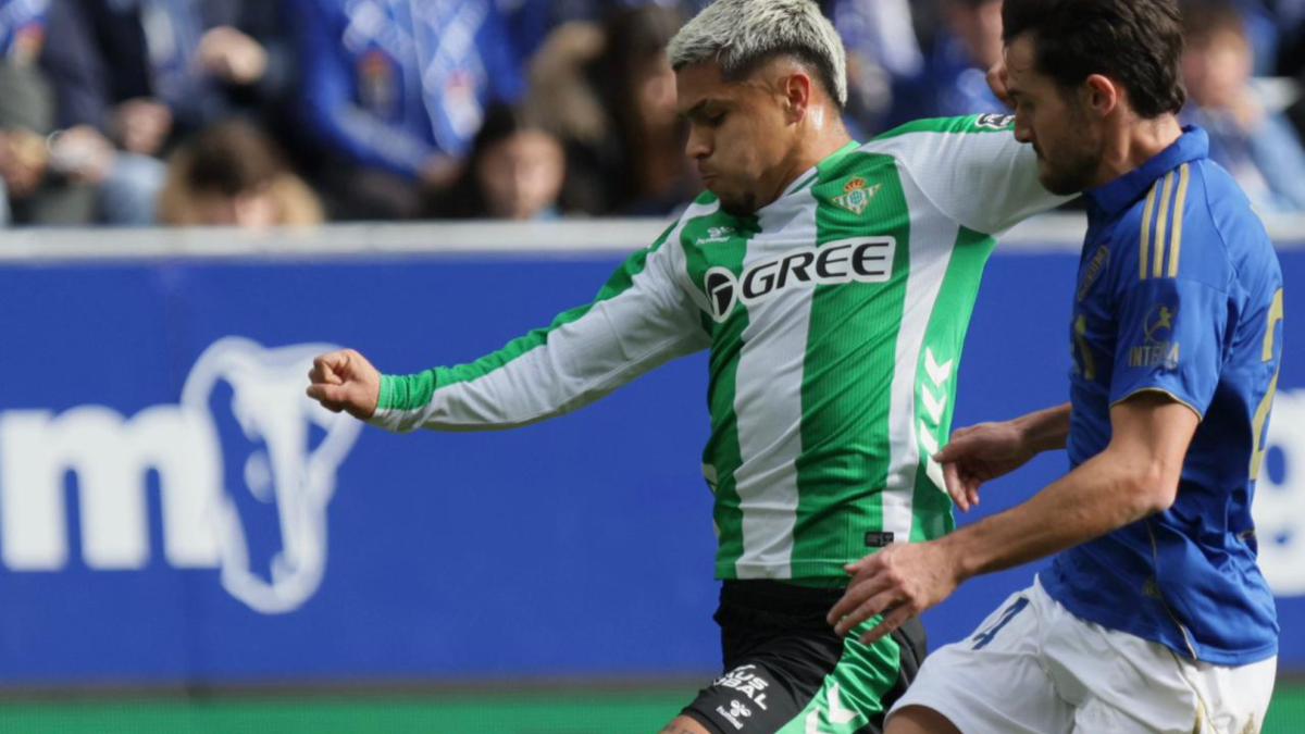 El Cucho Hernández se perderá varios partidos importantes por la lesión sufrida en Oviedo