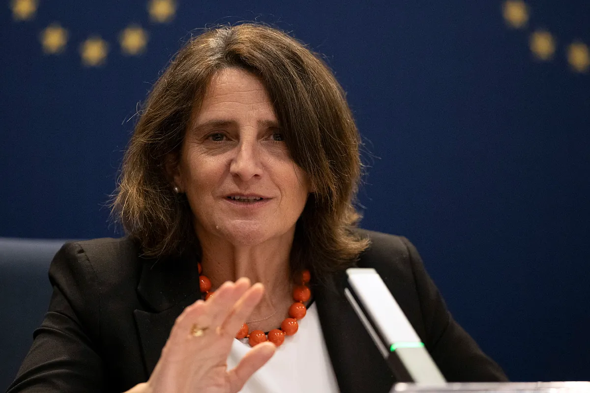 El boom global de megafusiones presiona a Bruselas para desbloquear el M&A europeo