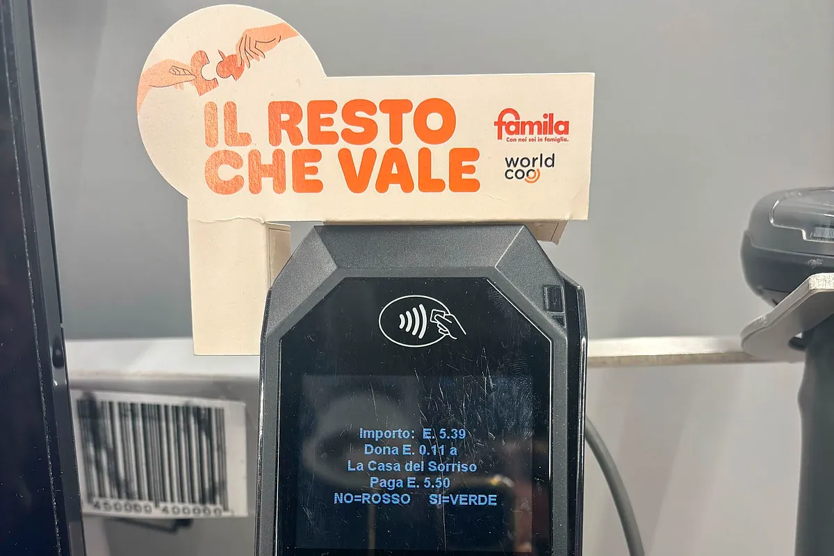 El redondeo solidario de la filial de Glovo Worldcoo salta al exterior y llega a Italia