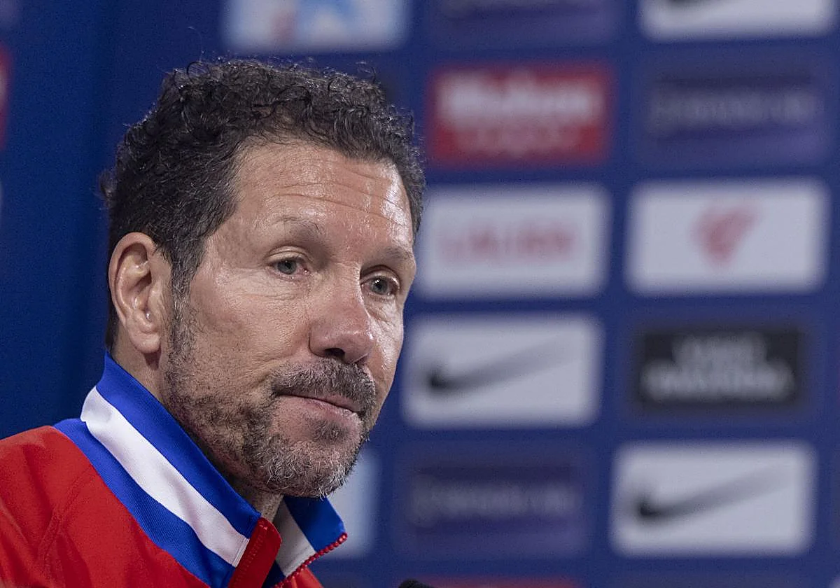 Simeone pide disculpas a Florentino Pérez y Vinicius