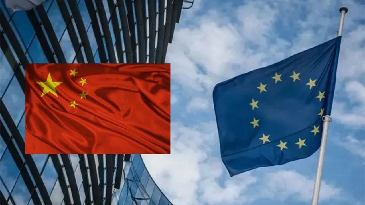 Europa da marcha atrás con los aranceles al coche eléctrico chino y cambia de estrategia