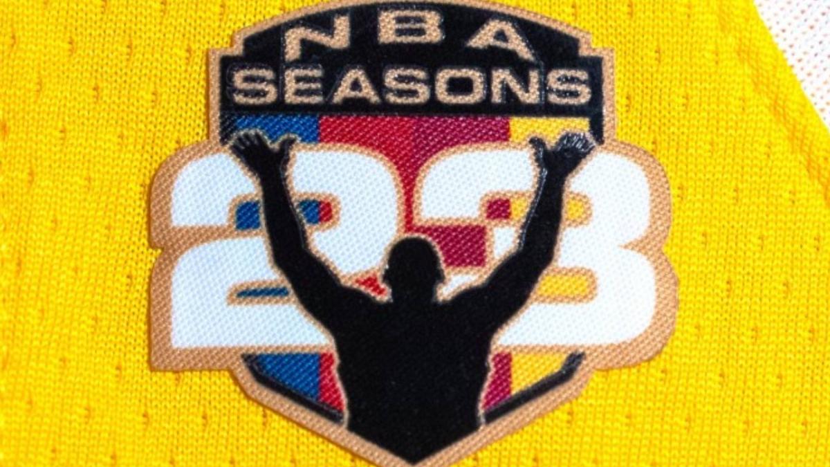 LeBron James estrena parche legendario en su camiseta