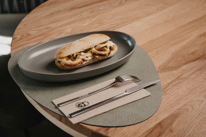 Un comedor en plena Plaza de España