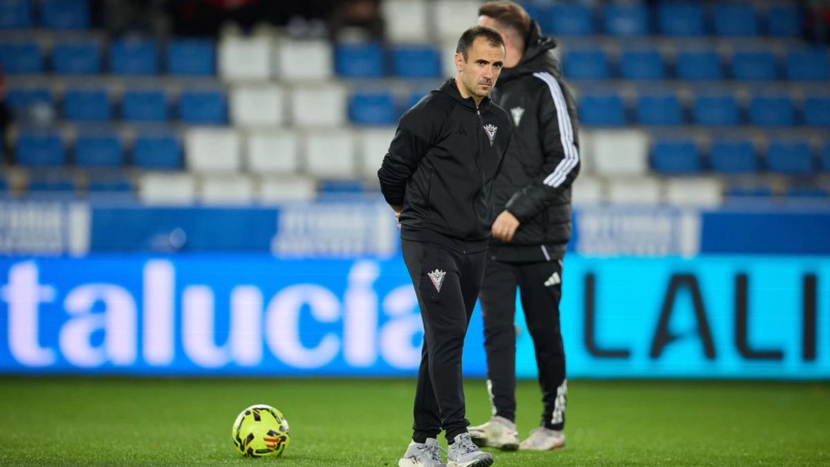 Antxon Muneta, entrenador del Mirandés hasta final de temporada