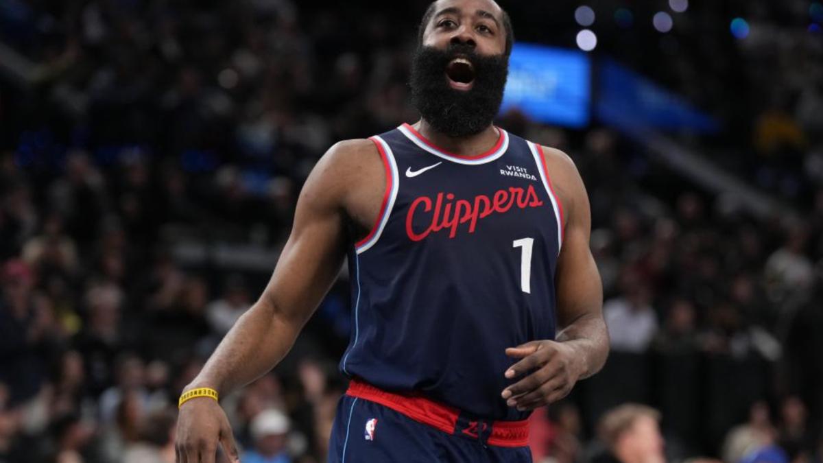 Harden supera a Shaq y ya es el noveno mejor anotador de la historia