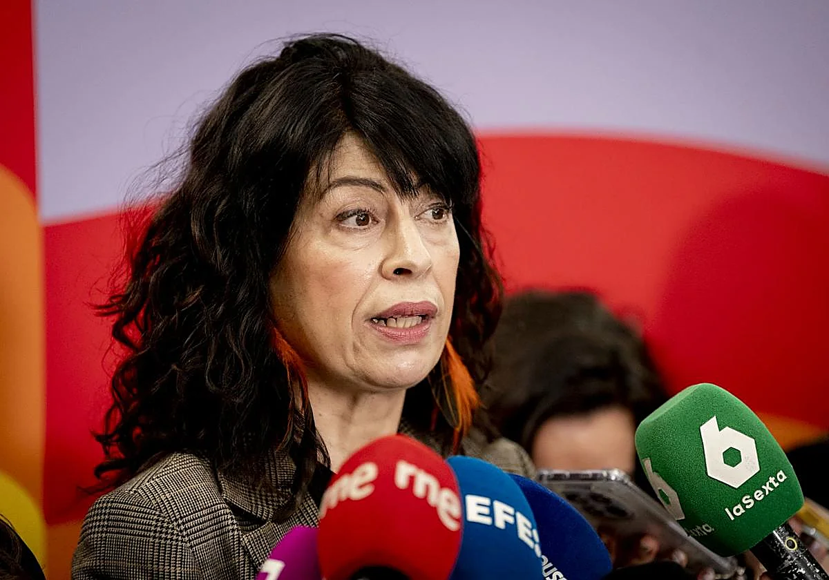 La ministra de Igualdad, sobre la denuncia a Julio Iglesias: «Espero que se investigue y se llegue hasta el final»