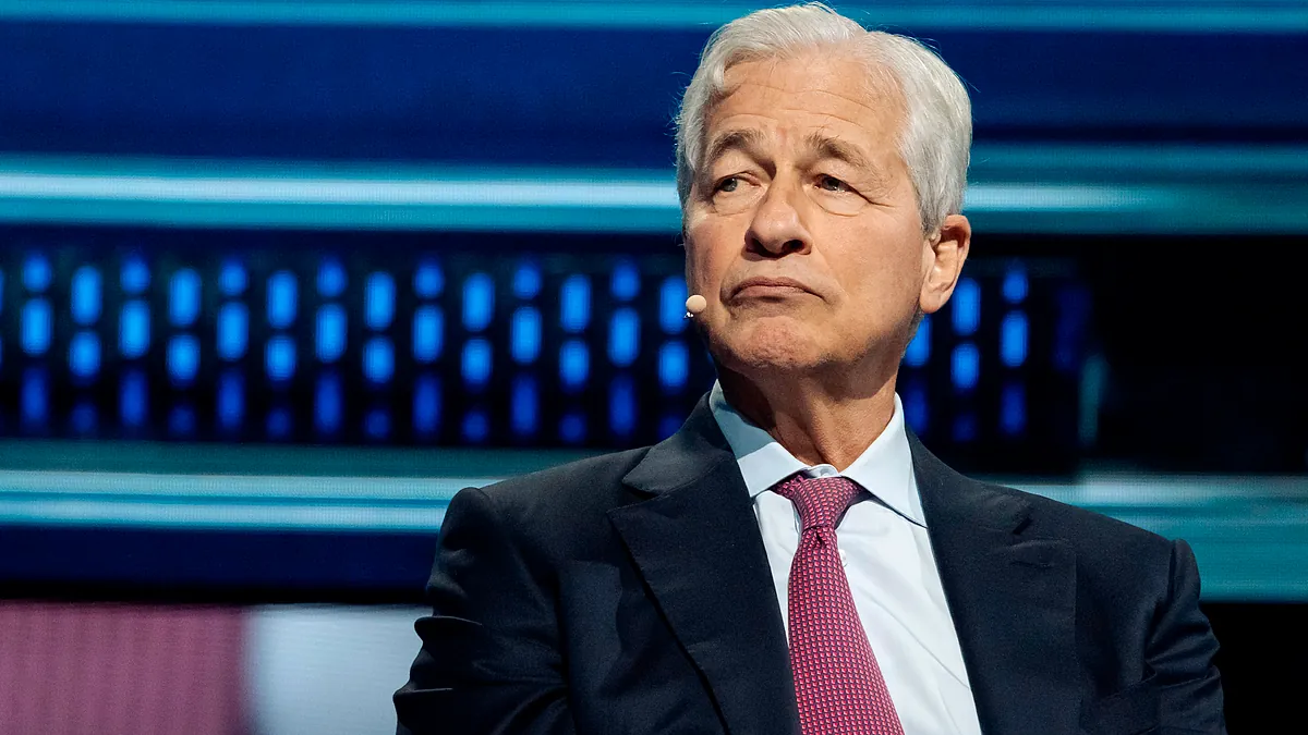 JPMorgan gana un 2% menos en 2025 tras disparar las provisiones por riesgo de impago