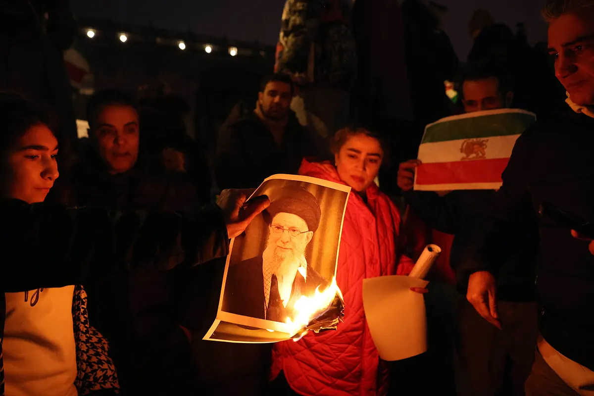 Trump asegura a los manifestantes iraníes que "la ayuda está en camino"