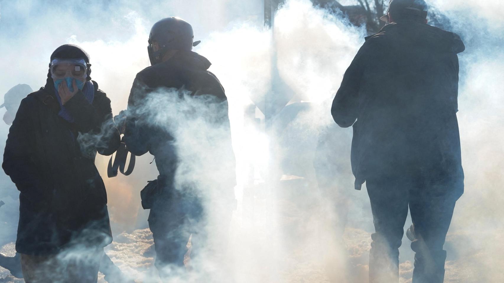 Seis fiscales de Minnesota dimiten por la presión para investigar a la viuda de la asesinada por un agente del ICE