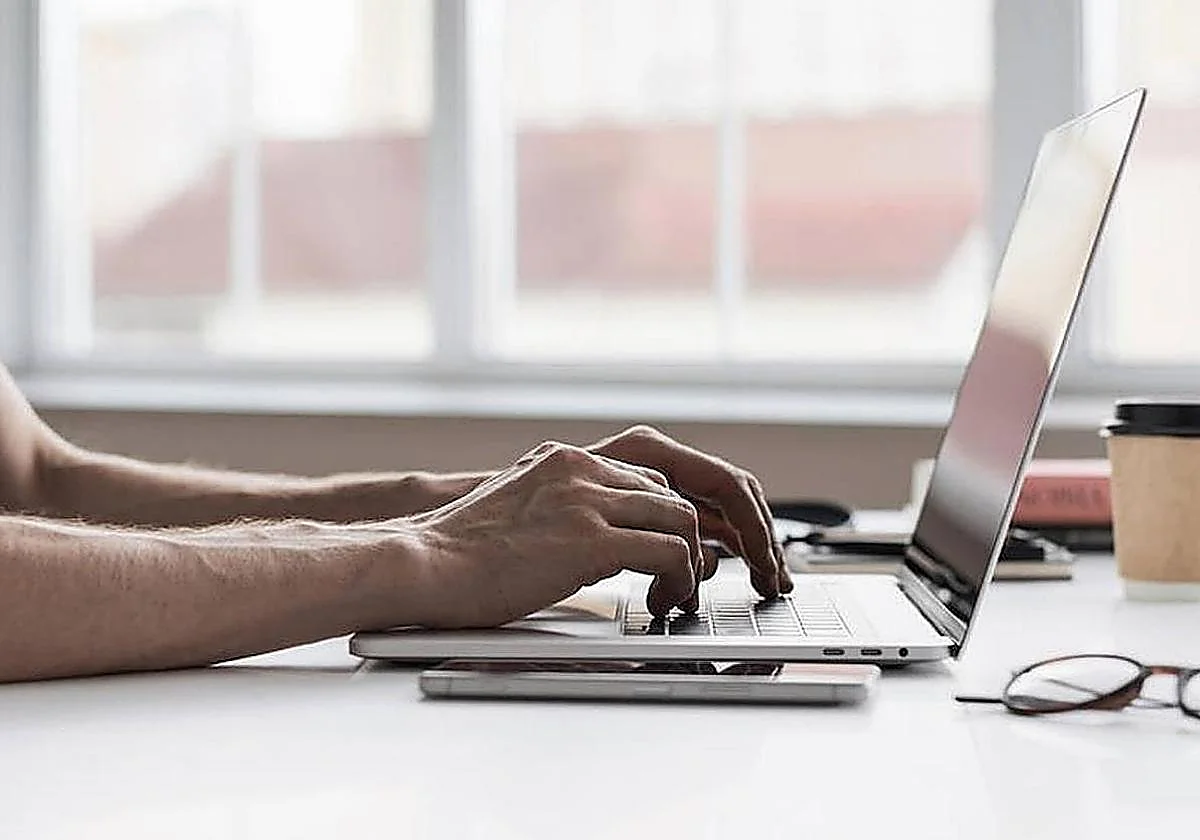 Si eres uno de los afectados por la filtración de datos de Endesa, estos son los pasos que debes seguir para evitar sorpresas