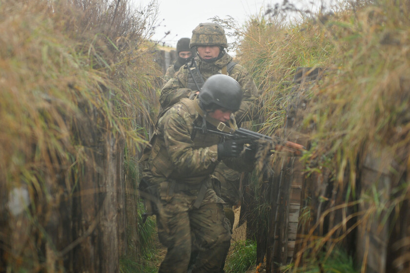 La última táctica de Ucrania es un giro explosivo para la guerra. Se llama “dejar entrar”, y cuando los rusos entran ya no pueden salir