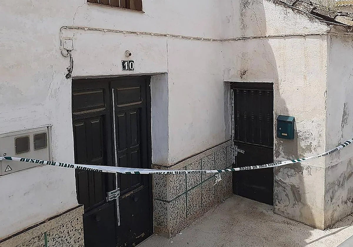 Man to serve 12 years in prison for killing his 72-year-old neighbour during burglary in western Malaga province town