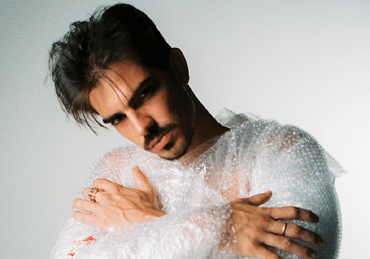 Xavibo, el cantante de la «tragicomedia»: «Lo mío es hacer reír a partir de una desgracia»