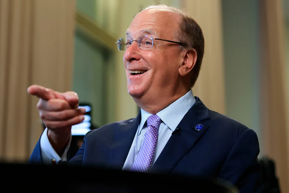 BlackRock cerró 2025 con 14 billones de dólares en activos bajo gestión