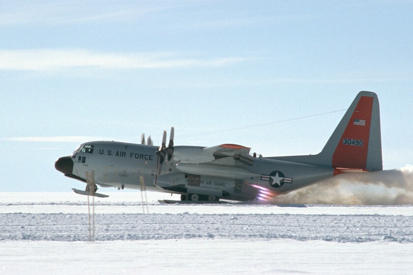 En Groenlandia están tan asustados que está pasando algo inédito: viven pegados a una app mirando al cielo como si fuera 1939