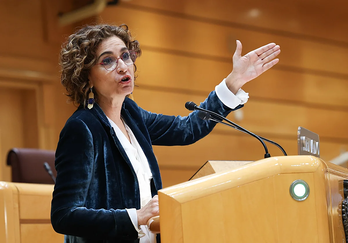 El Gobierno ofrece negociar la financiación con cada territorio pero ve poco margen al acuerdo y fía su aprobación a Junts