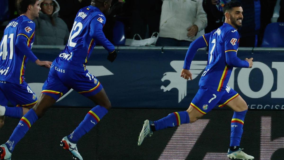 El Real Oviedo y Getafe negocian por Juanmi