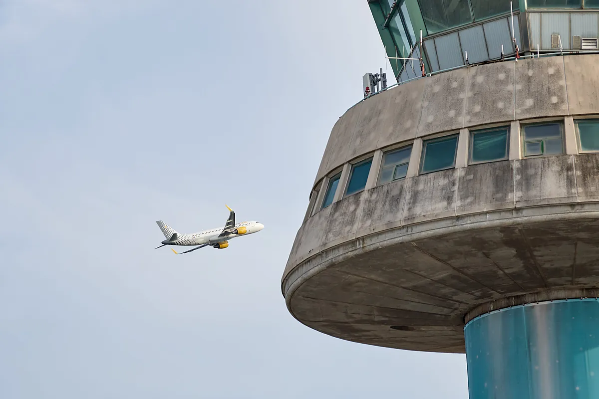 Vueling amplía distancias con Ryanair en El Prat a la espera de la ampliación