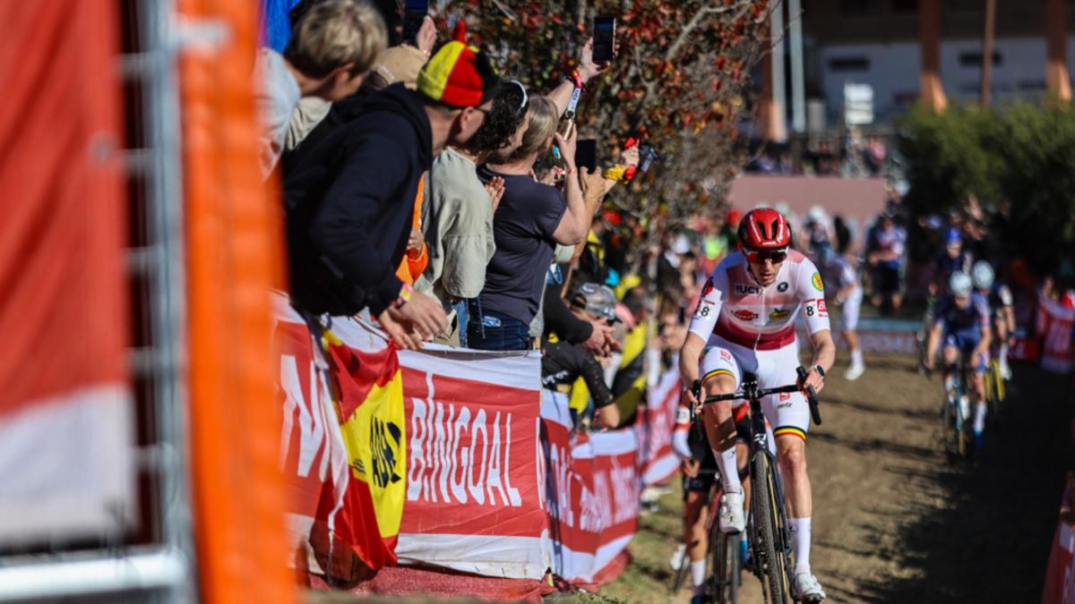 Todas las claves del 'Benidormfest' del ciclocrós: "Una fiesta única"