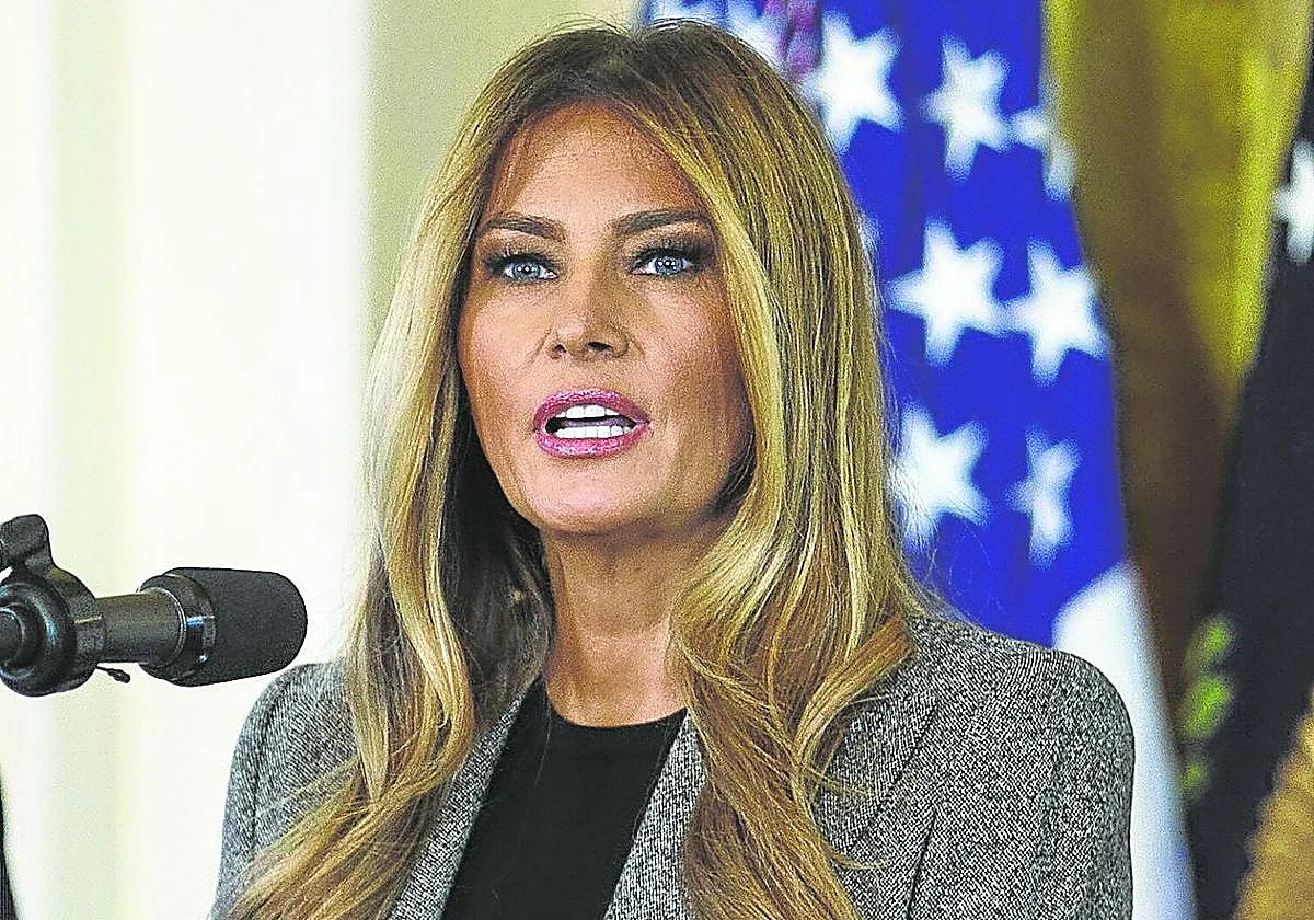 ¿Qué pinta Melania?