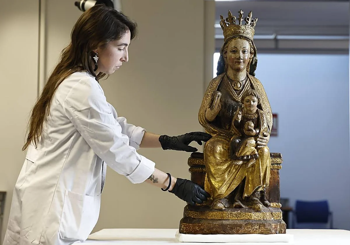 El caso de la Virgen de la Manzana: robada hace 63 años en La Rioja y encontrada por sorpresa... en el Museo de Málaga