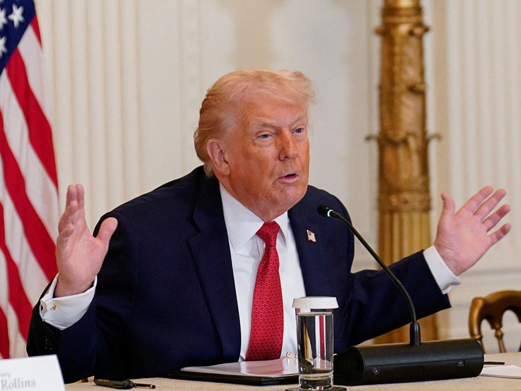 Trump empuja a Europa a otra guerra comercial si no entrega Groenlandia y la UE amenaza con romper el pacto arancelario