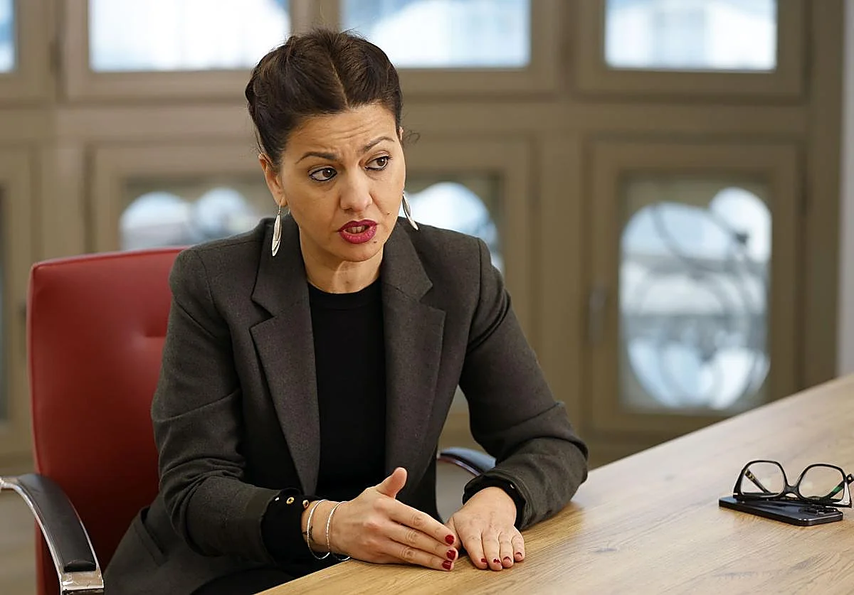 «Hay que poner freno a la industria tecnológica para proteger a los menores»