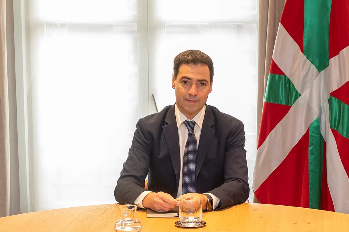 Imanol Pradales: "La estabilidad es un activo fundamental para un país en los tiempos de incertidumbre que vivimos"