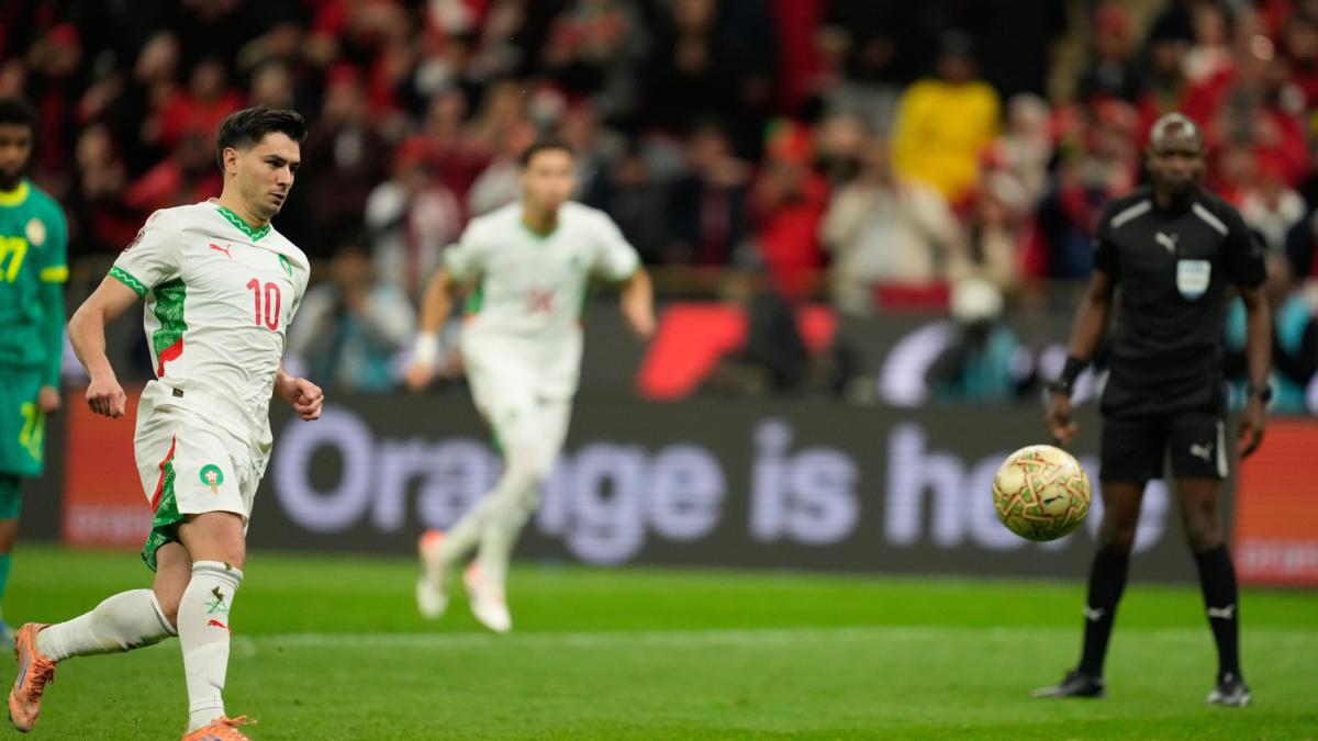 Brahim se la juega a lo Panenka en el minuto 114'... y Mendy se lo para: ¡su cara era un poema!