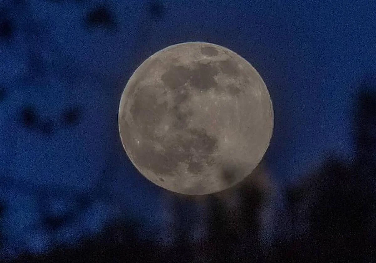 Llega la espectacular Luna de Nieve o de Hielo: ¿cuándo y dónde podrá verse?