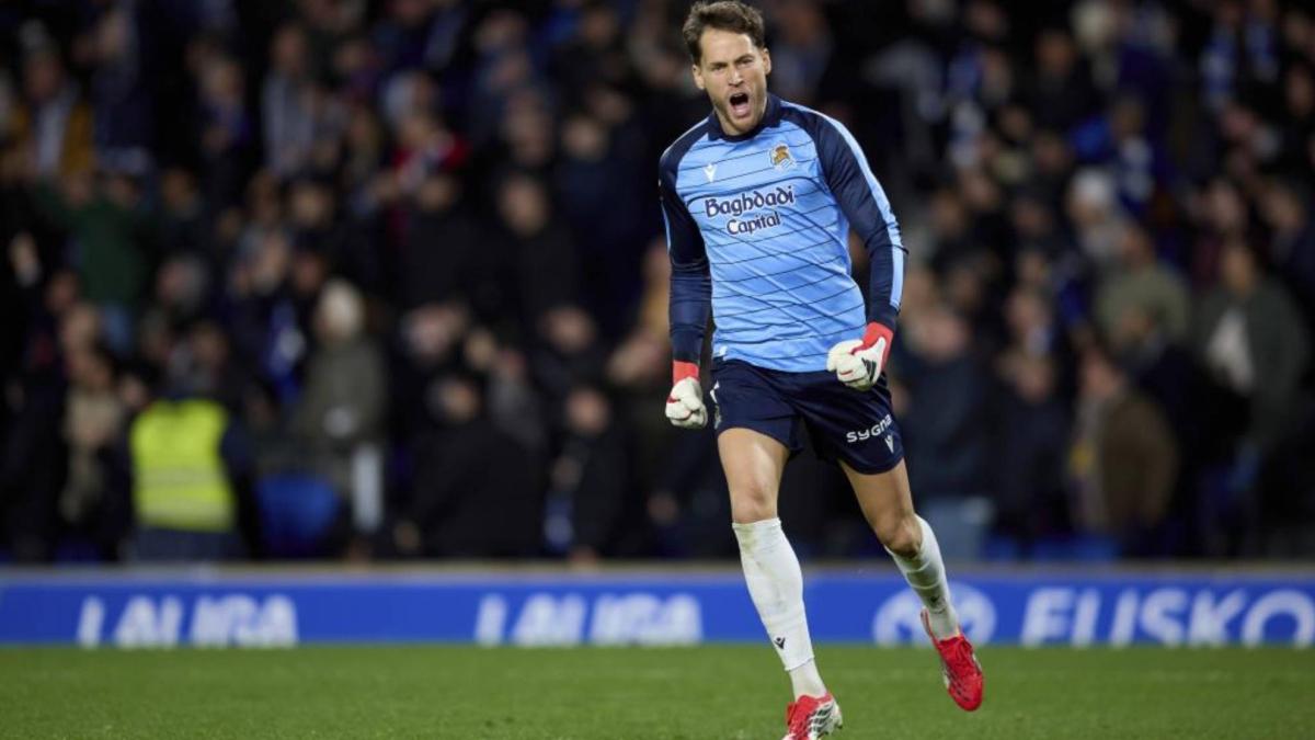 "Arbeloa ya ha remontado tres puntos al Barça y sin bajarse del autobús. Lo que son las cosas…"