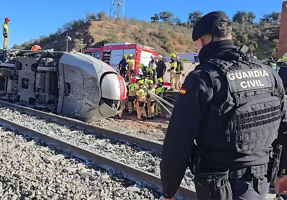 Confirman la muerte de cuatro familiares de una niña de seis años superviviente del accidente de Adamuz