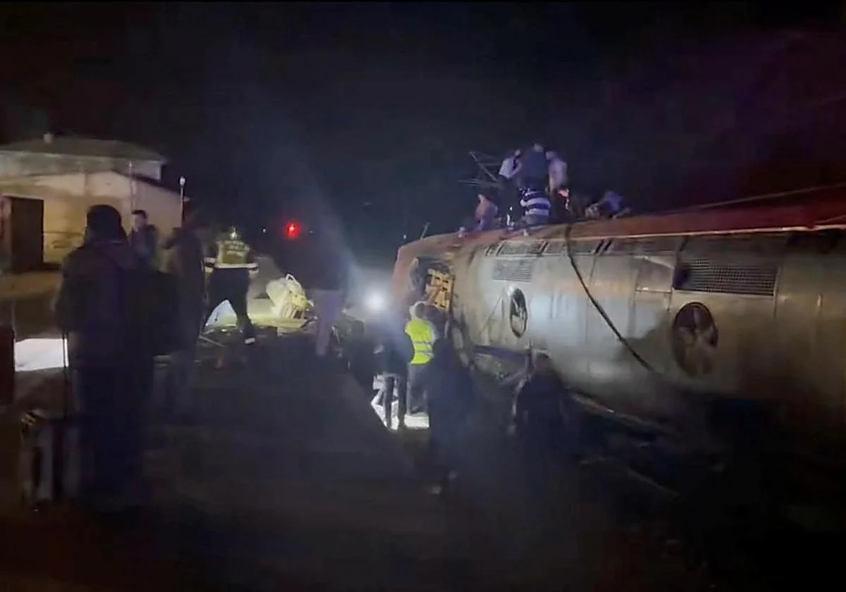 Evacuada una joven de Ronda a la UCI tras la colisión de trenes en Adamuz