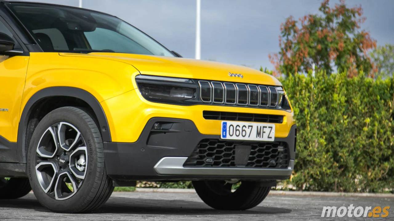 El 4x4 más barato de Jeep solo gasta 5,4 L/100 km, tiene etiqueta ECO y, con 2.600 € de rebaja, vale poco más que un Duster