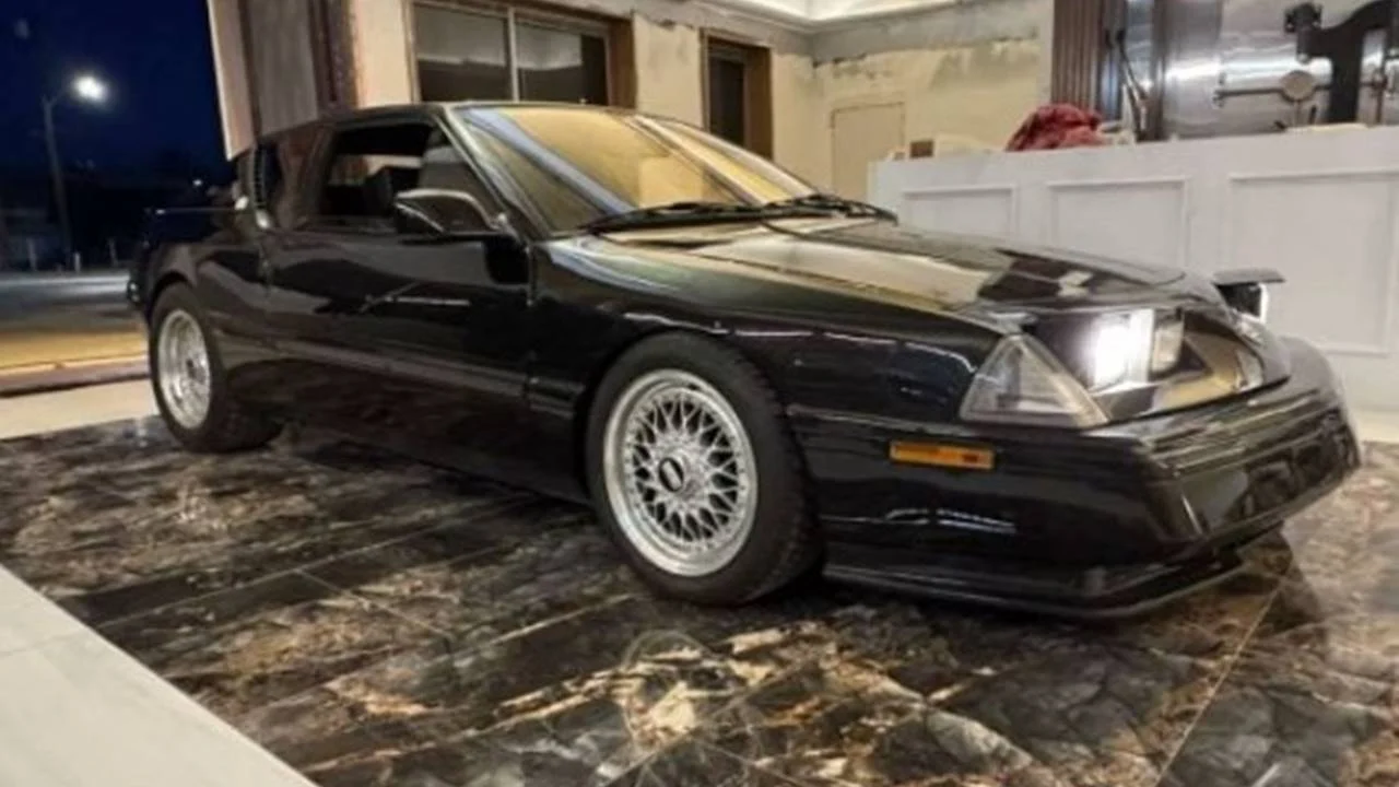 Más raro que un Bugatti Chiron, este modelo le costó a Renault una millonada