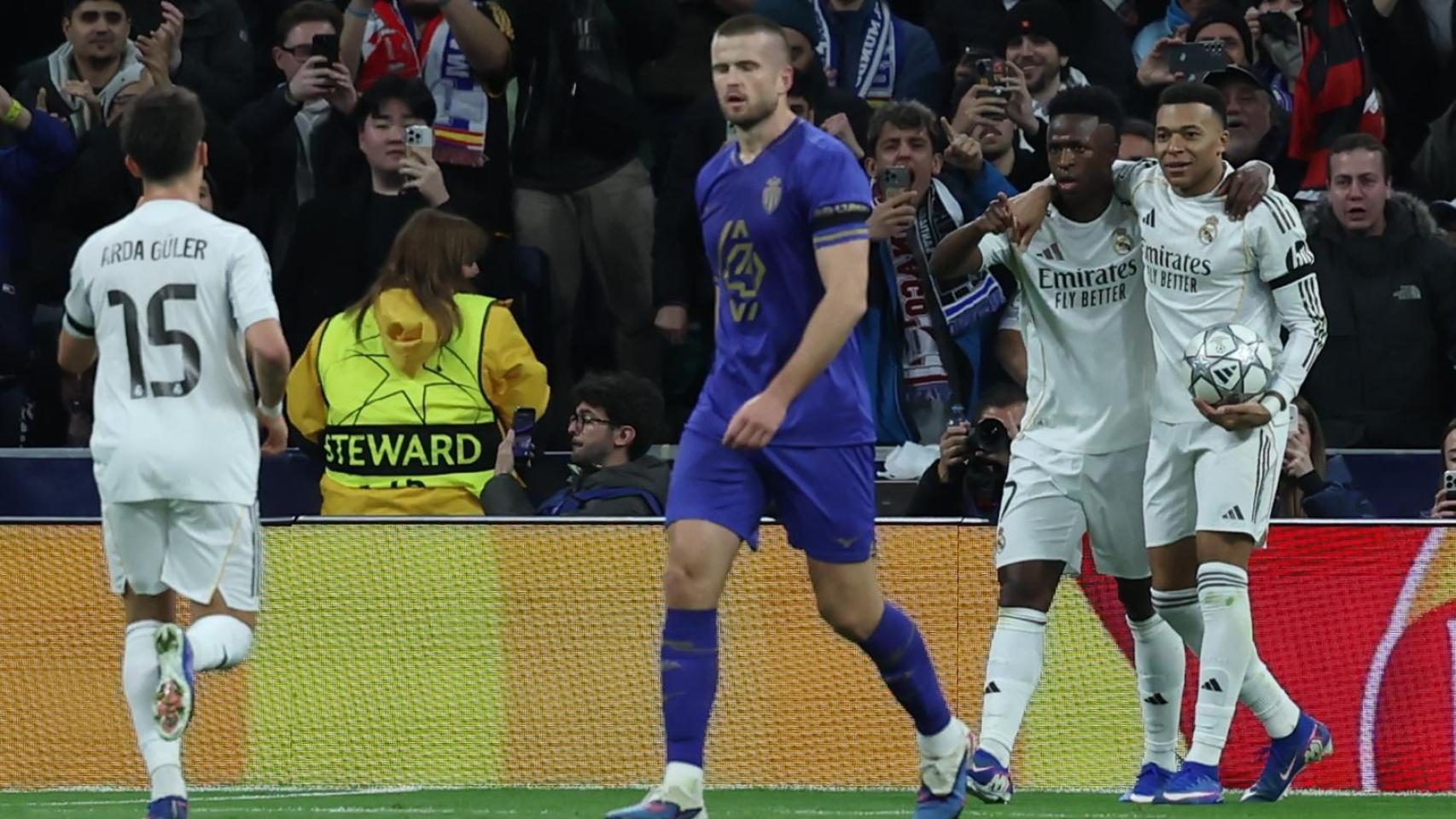 El Real Madrid y Vinicius se reconcilian con el Bernabéu con una goleada de escándalo al Mónaco en Champions