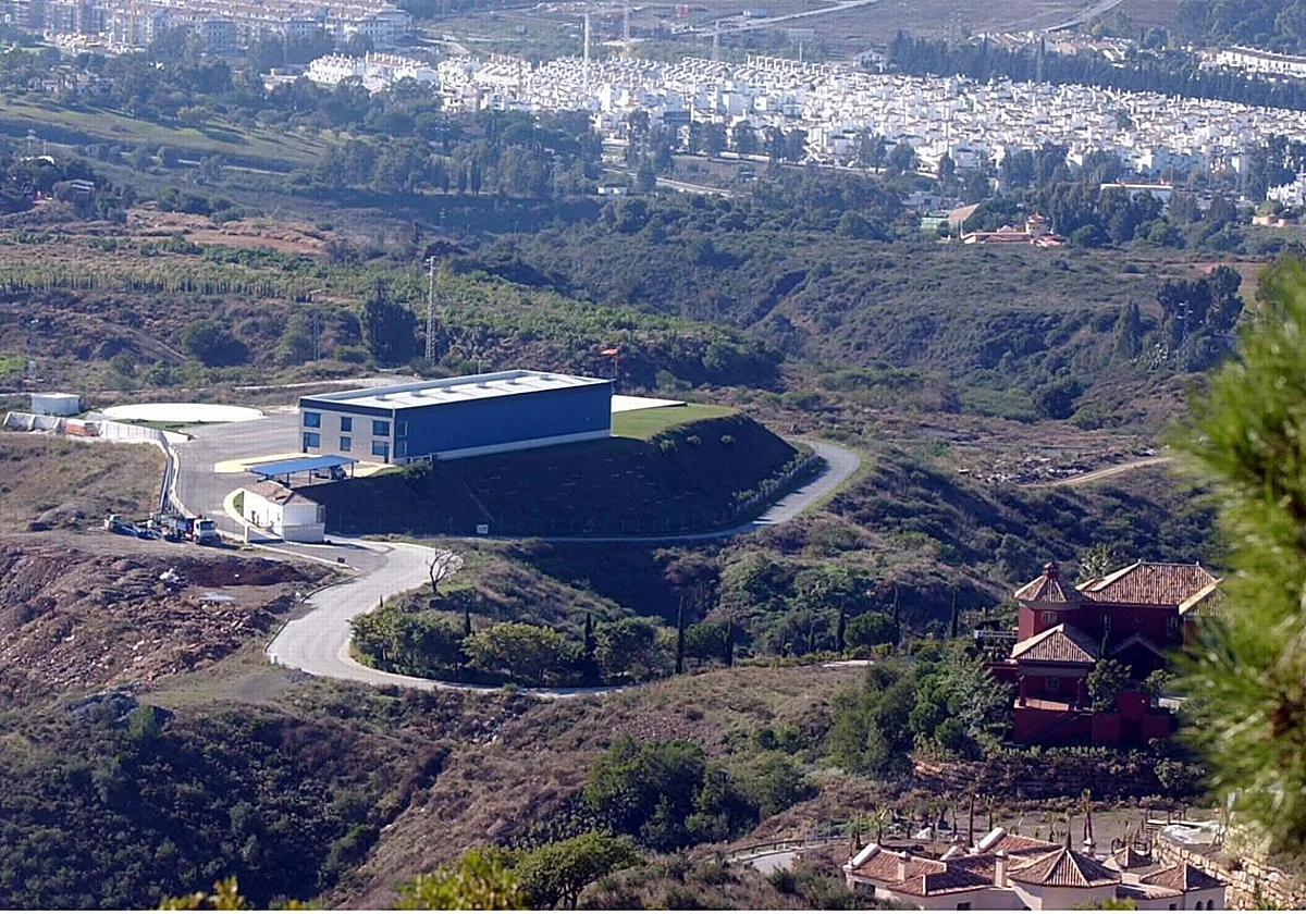 Un hotel, una urbanización y una empresa de helicópteros pugnan por el helipuerto de Roca en Marbella